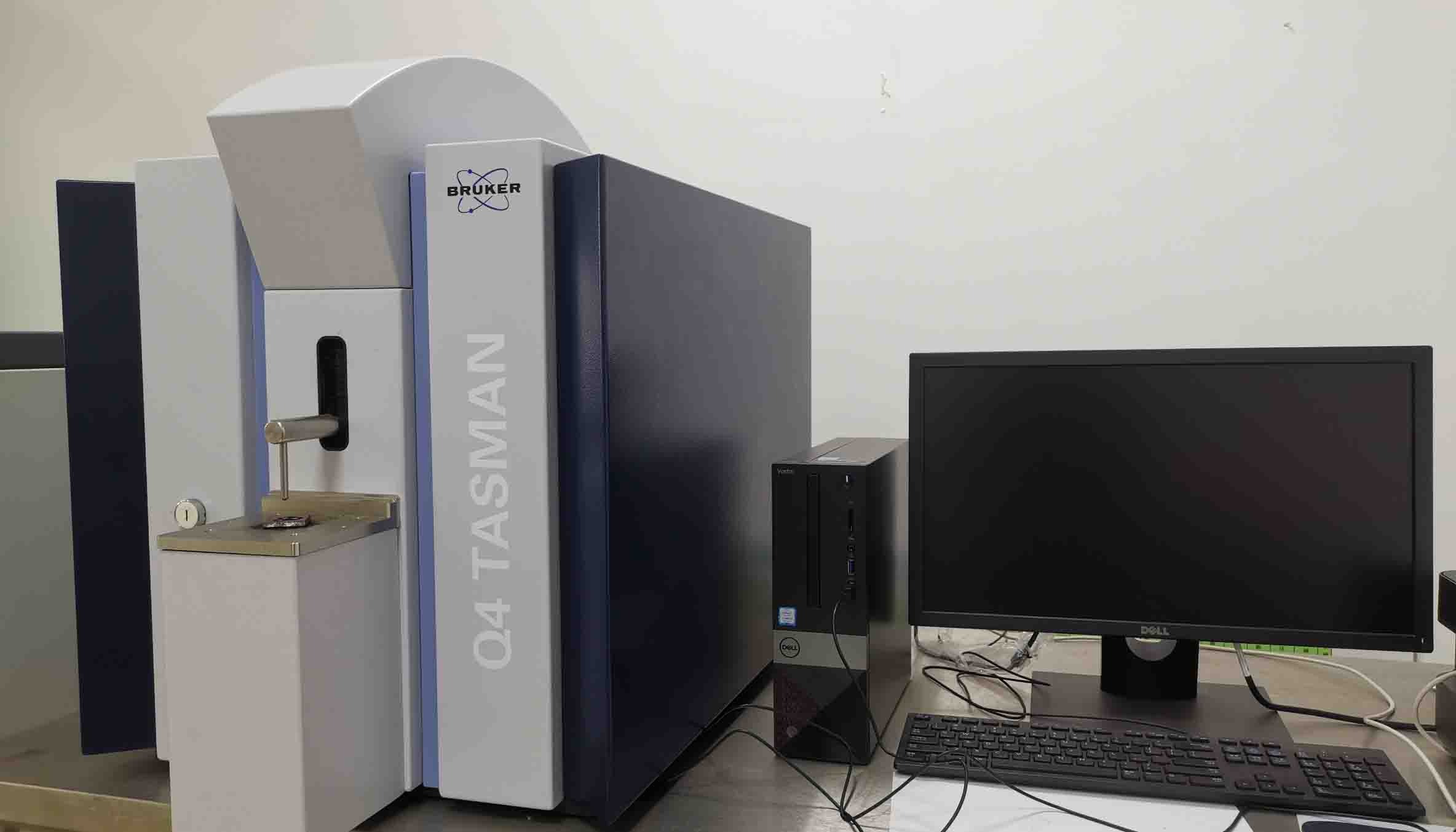 
												化學(xué)實驗室												